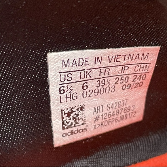 Adidas Boost Black Red NMD_R1 Sneakers size 6.5 - Picture 15 of 16